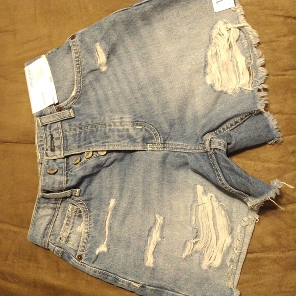 Arizona Hi-Rise - Picture 1 of 4